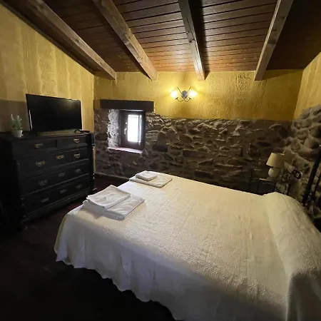 Country house Rural La Muralla De